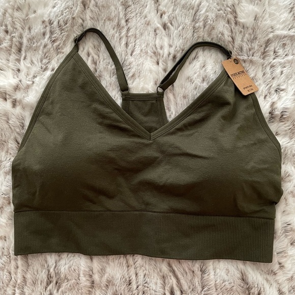 Victoria’s Secret Sports Bra Olive Green Gorgeous & Super COMFY VS Bra NEW - Picture 1 of 8